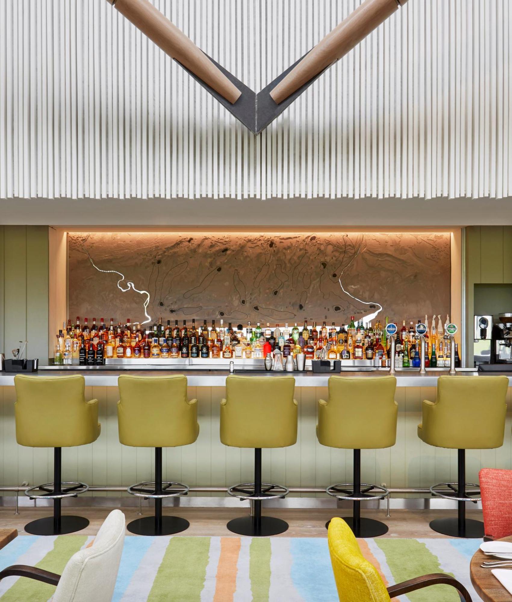 Another Place, The Machrie 4* Port Ellen